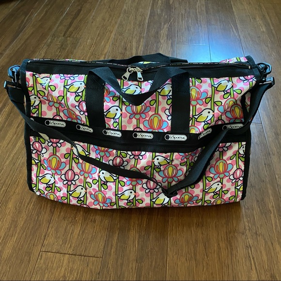 LeSportsac Large Weekender & Flat Pouch Set - Picture 2 of 5